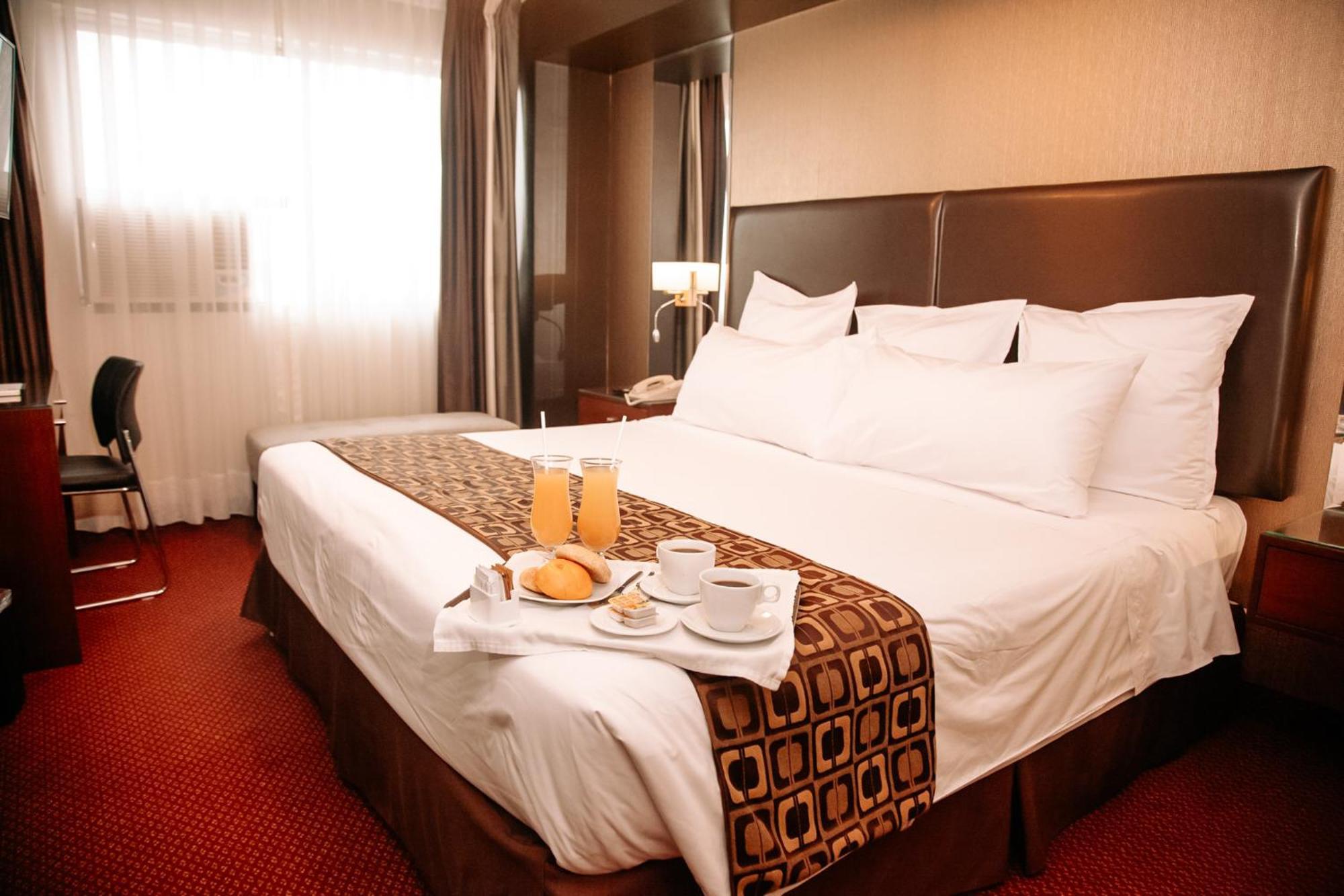 Hotel Carrera 4*